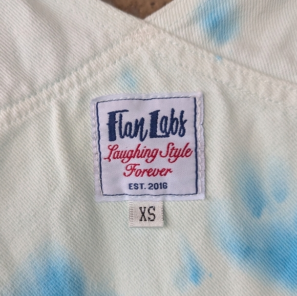Flan Labs Aqua Blue White Tie Dye Overalls Size XS Forever Laughing at Nothing - Picture 4 of 9
